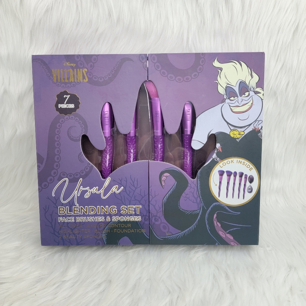 Disney Villains Ursula Blending Set Face Brushes & Sponges Limited Edition.